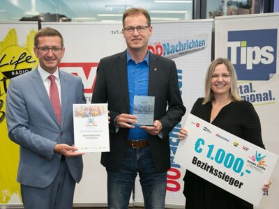 Gratulation und ein großes “Dankeschön”: Ehrenamtspreis für Franz Neuhauser